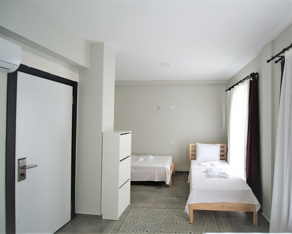 Archeo Hostel - Adults Only