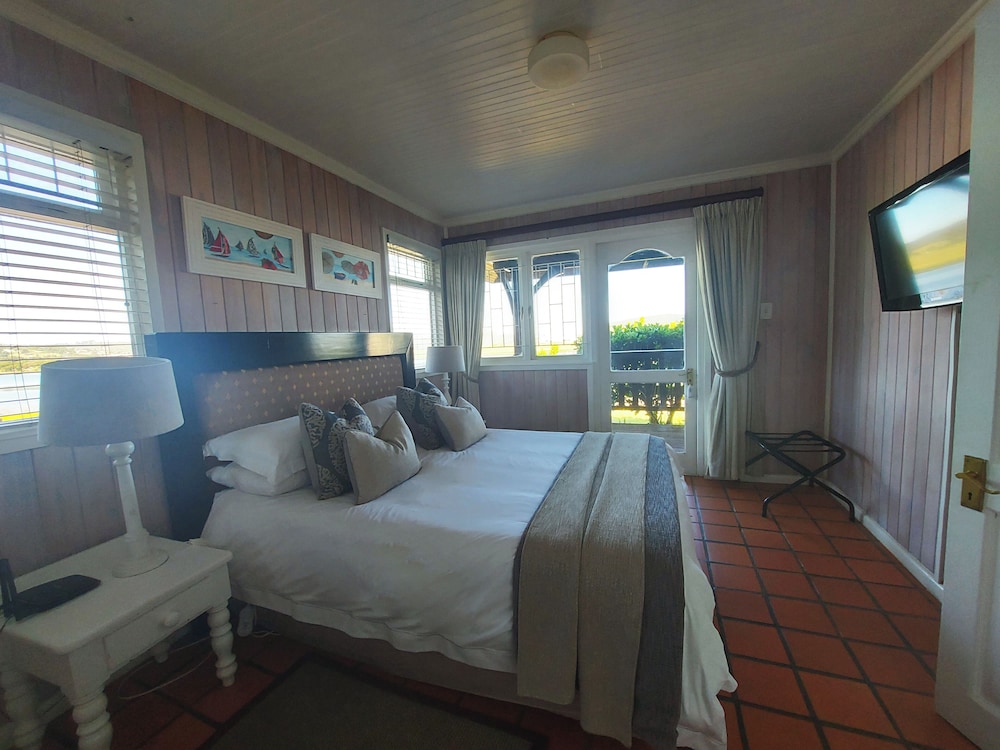 Knysna River Club by First Private Stays