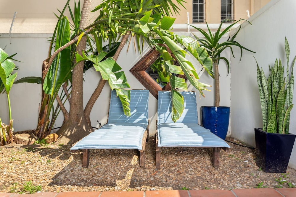 Sea Point Oasis Private Garden