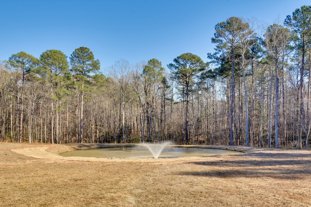 8 Mi to Jordan Lake: Spacious New Hill Home