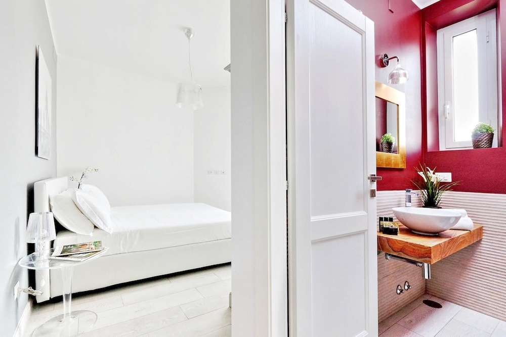 Rm-h501-pale6m5 Monti Apartments - M16