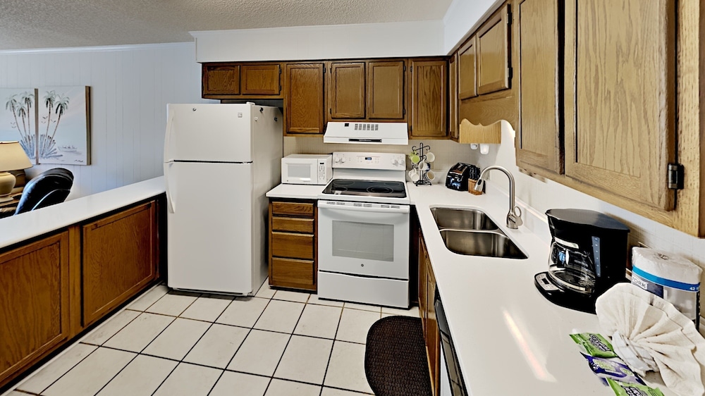 A Place At The Beach Iv G143 2 Bedroom Condo