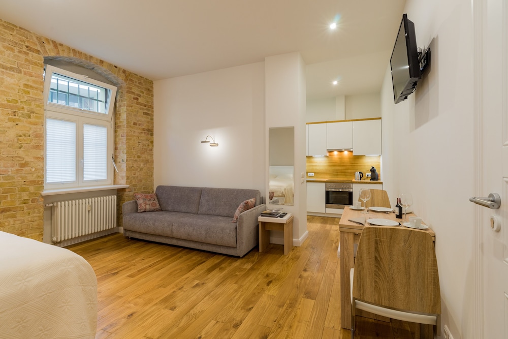 Apartment Adler-Nest Berlin by Kurfürstendamm