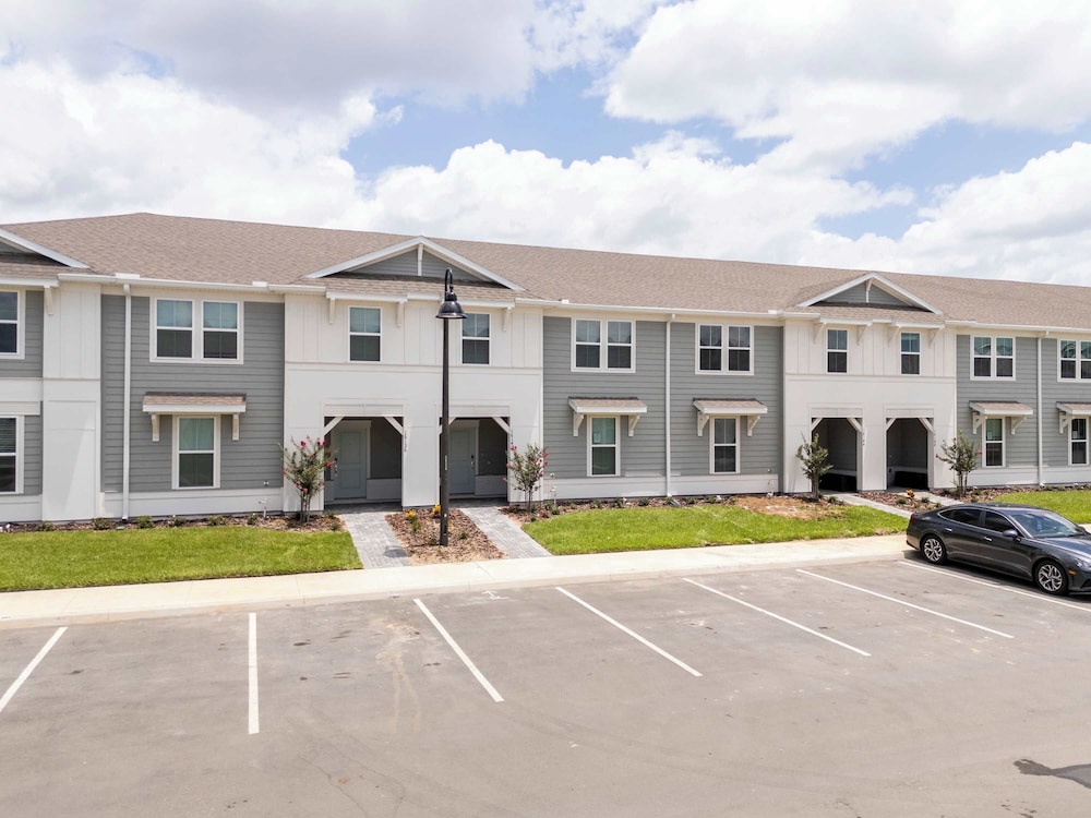 Magical 5BR w Pool Minutes From Disney 16140