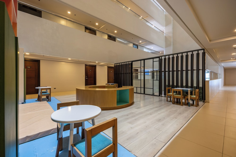 Virgo Nest Rentals - 38th Park Ave, IT Park Cebu - City View