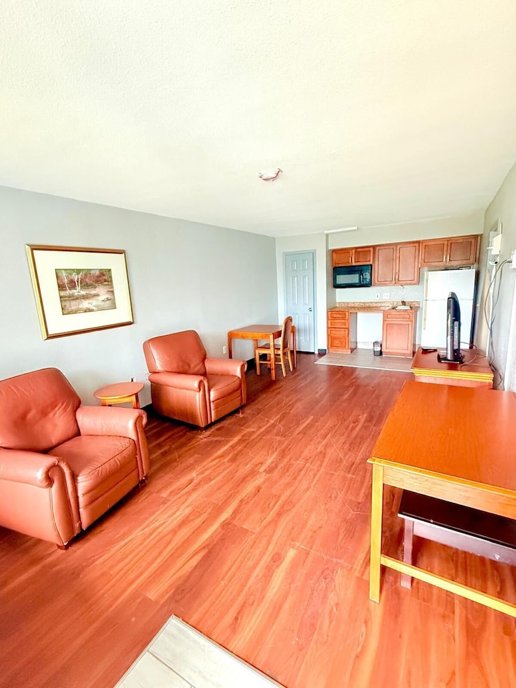 VIP INN AND SUITES