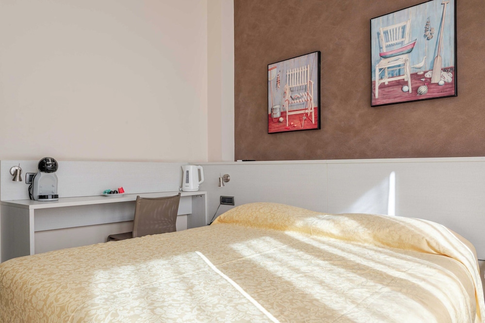 Hotel 3 Comfort and Serenity Heart of Ventimiglia photo 3