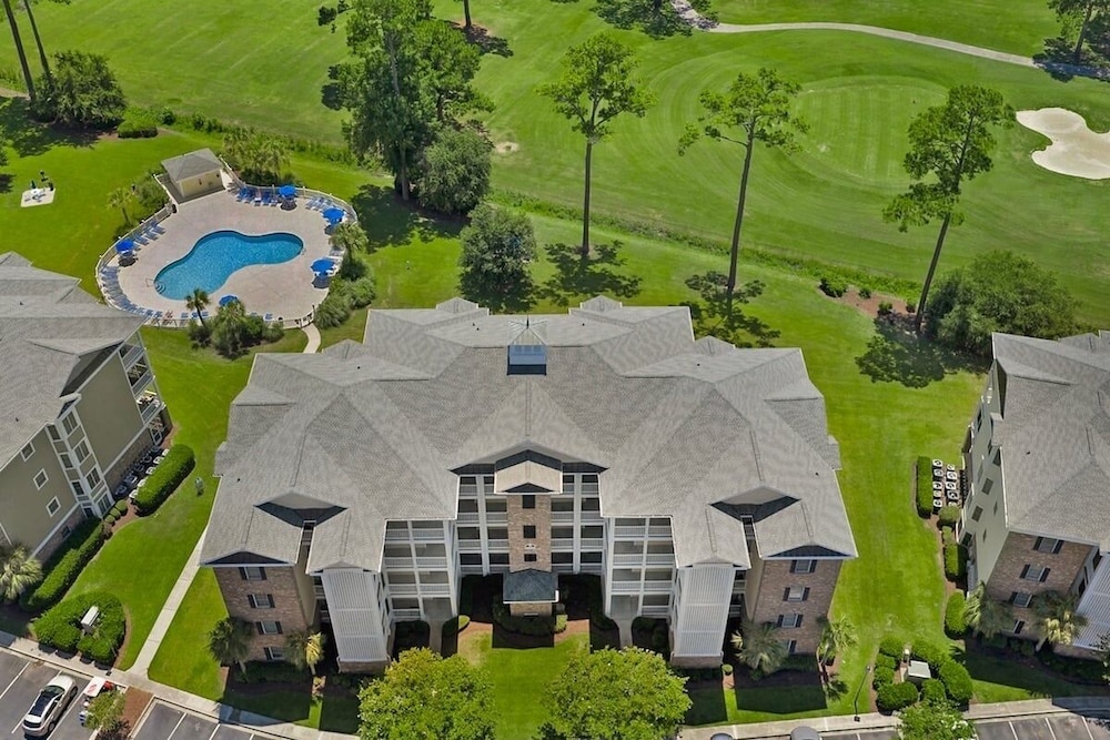 Magnolia Pointe Luster Leaf 4890-301 3 Bedroom Condo