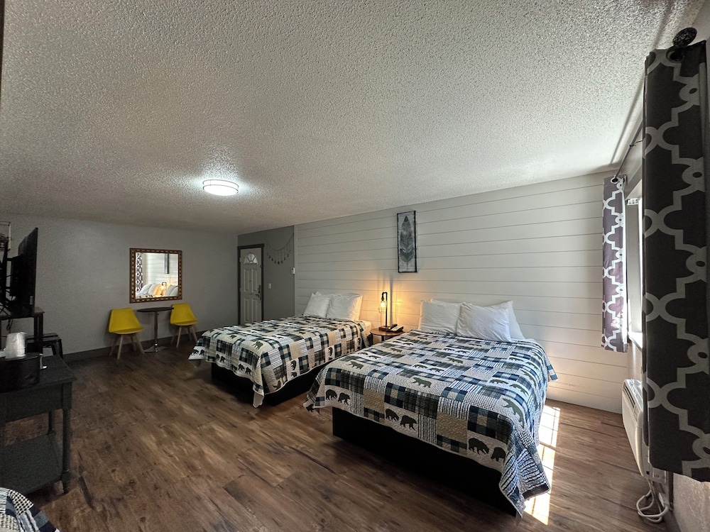 Lake Tahoe Vacations - Lake Ridge Hotel - Property Image 2