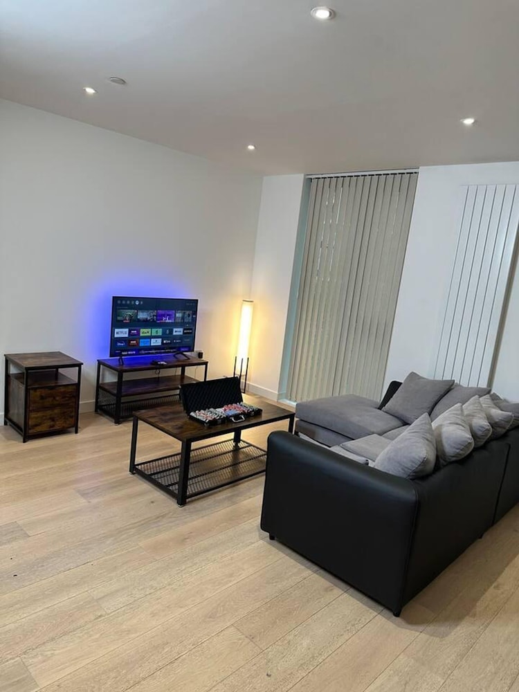 Impeccable 1-bed Apartment in London