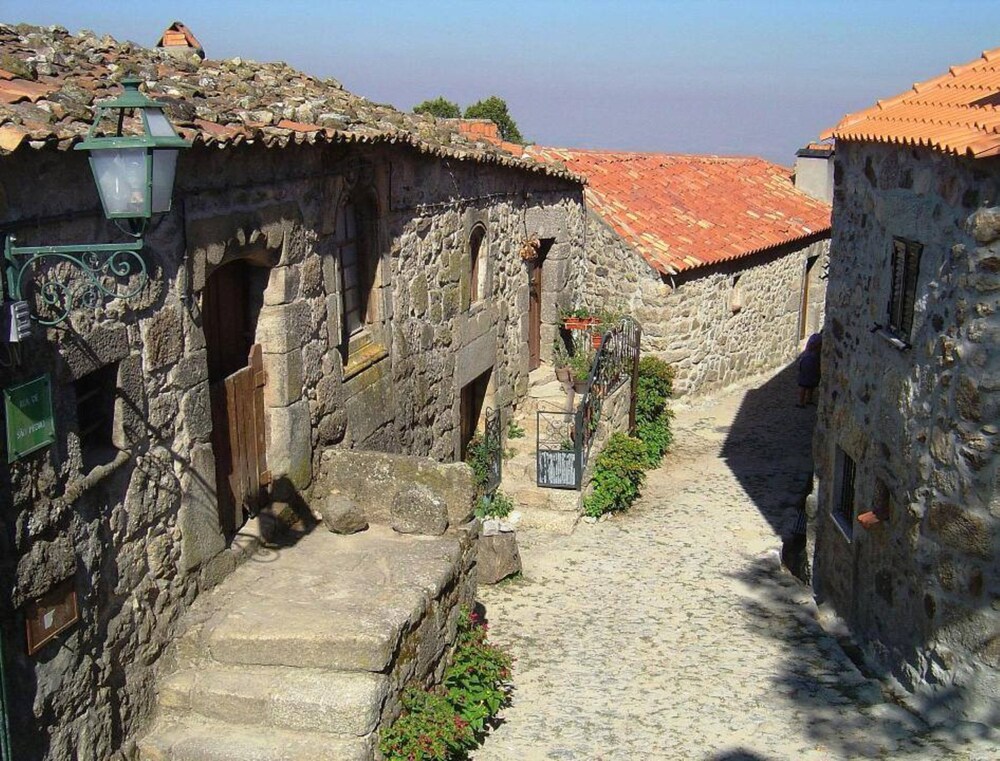 Rustic Terrace2 Bedrooms Farm House