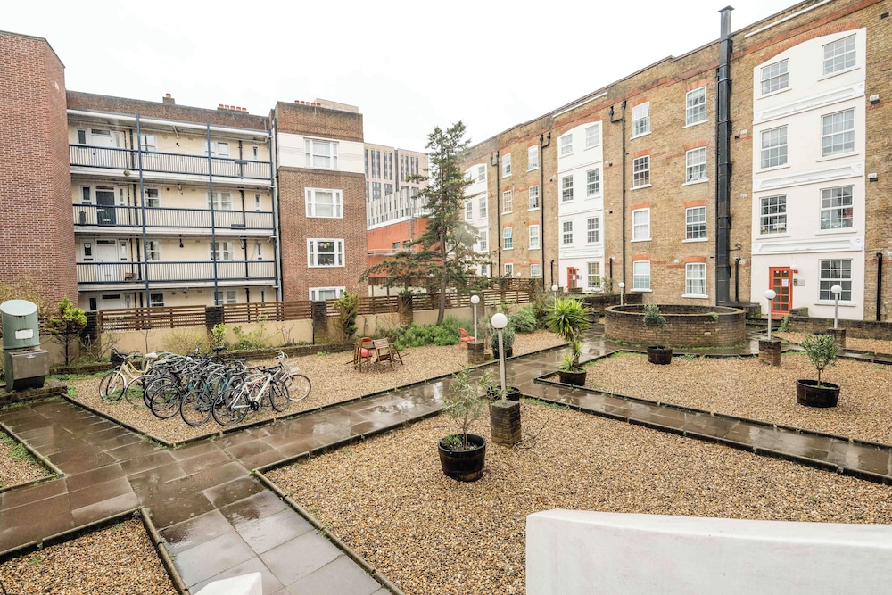 Cosy 1B Flat in Spitalfields Near Brick