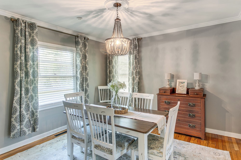 Large Private Yard: Home < 3 Mi to Dtwn Valdosta!