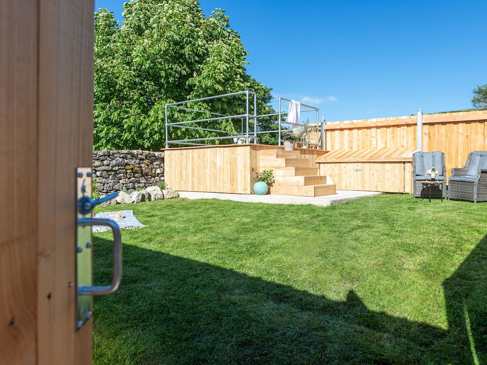 Longlands Farm Cottage