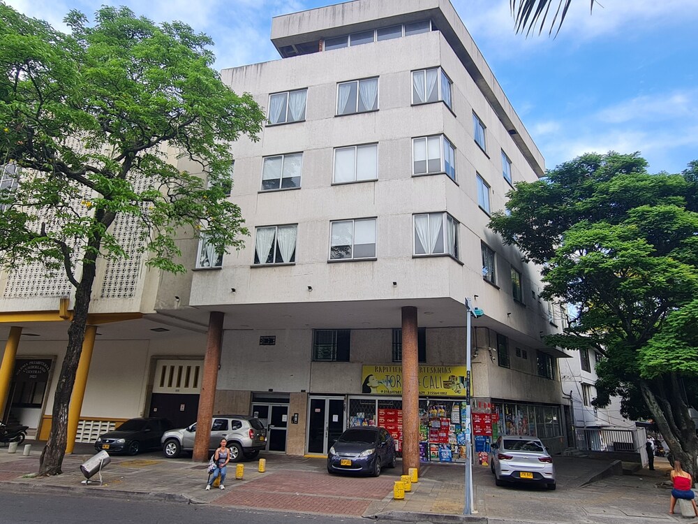 201 Apartamento Completo Rers en Versalles 3 Habitaciones - Cali Tower Suites & Lofts