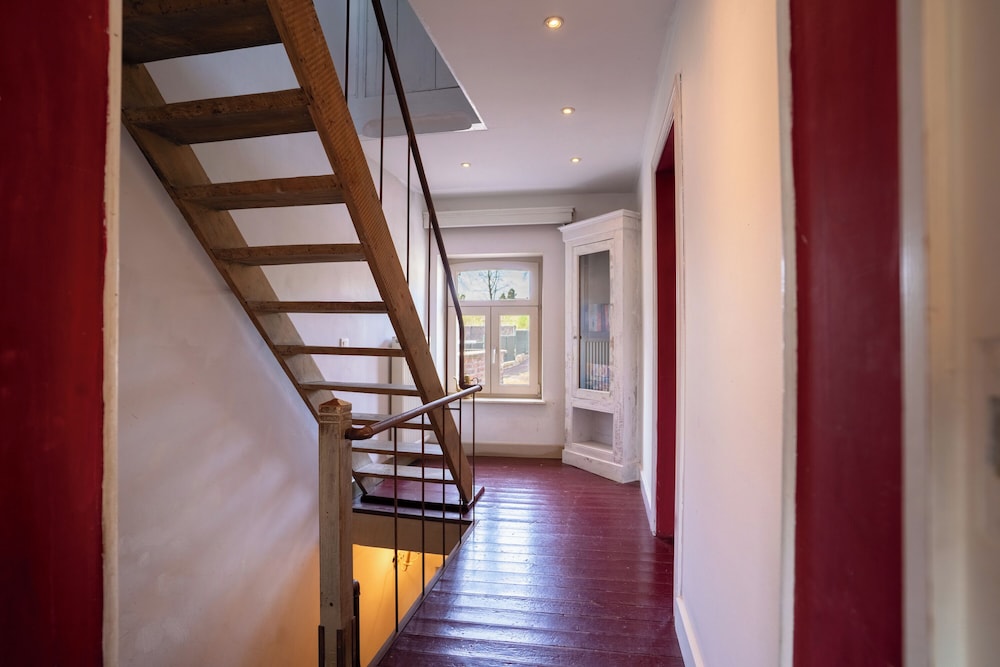 Maas Suites - The French House