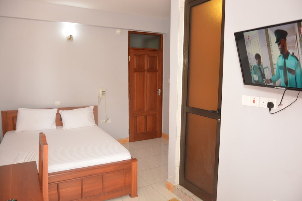 LUTHER HOUSE HOSTEL view 3
