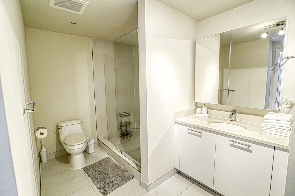 Prime Midtown Miami Condo