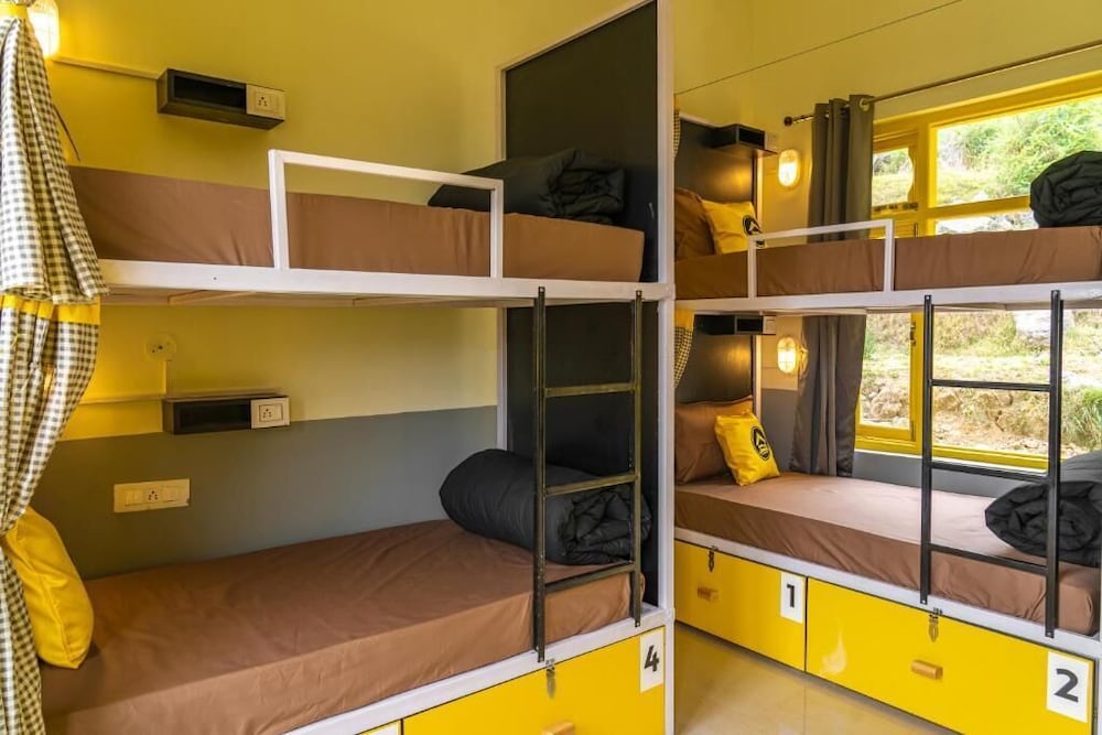 The Hosteller Kareri