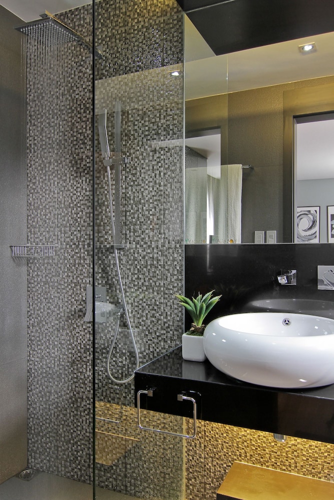 Boracay Suites