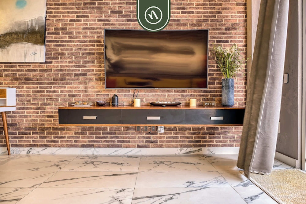 Amazing 1BR Penthouse With Balcony - Gym - Pool