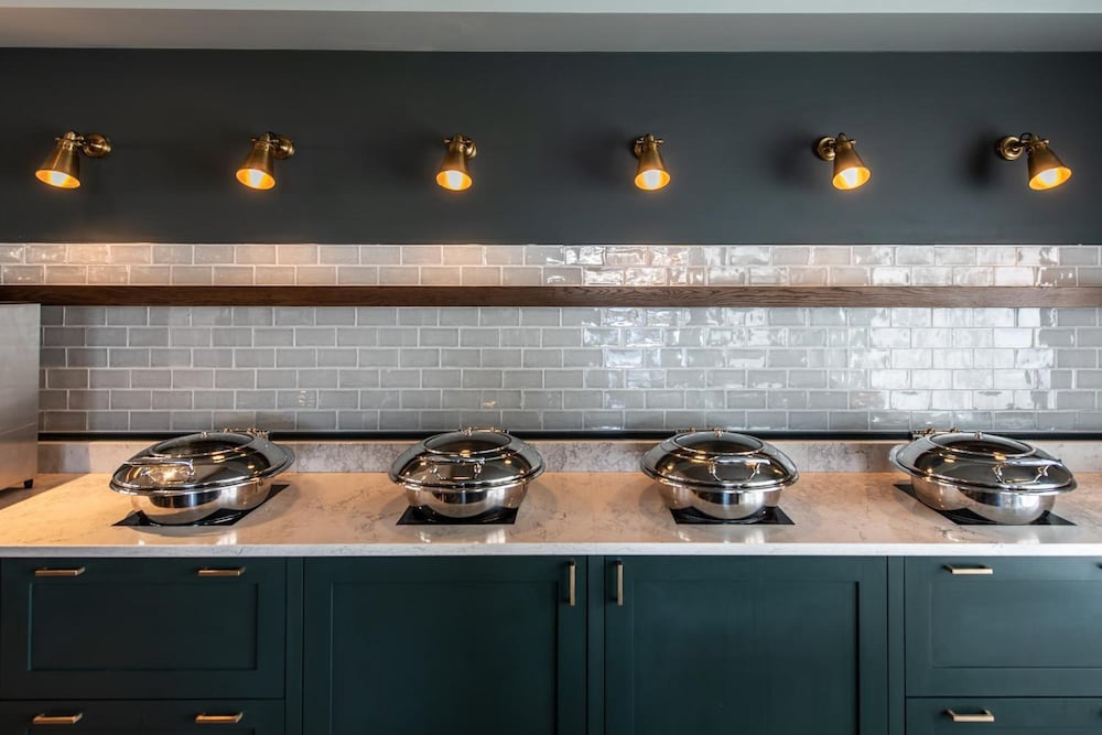 Kilkenny Vacations - The Hoban Hotel Killkenny - Property Image 3