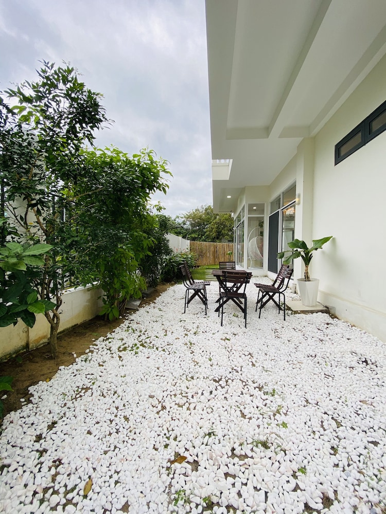 Cala South Beach Villas