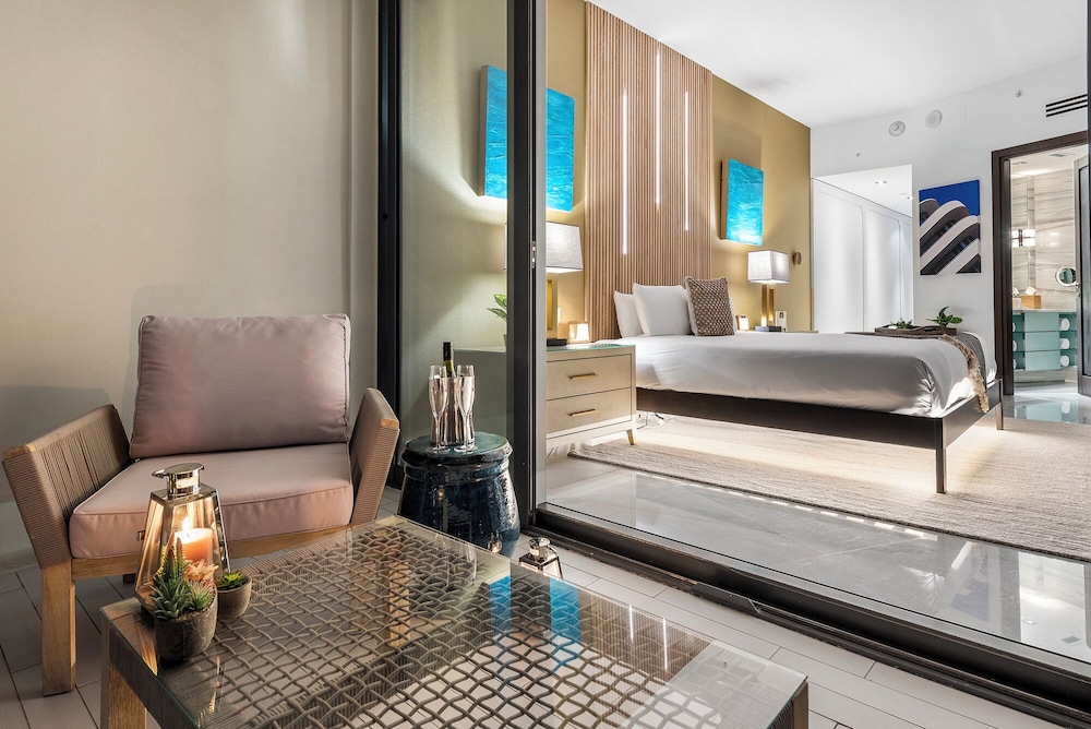 W South Beach Private Luxury Suites