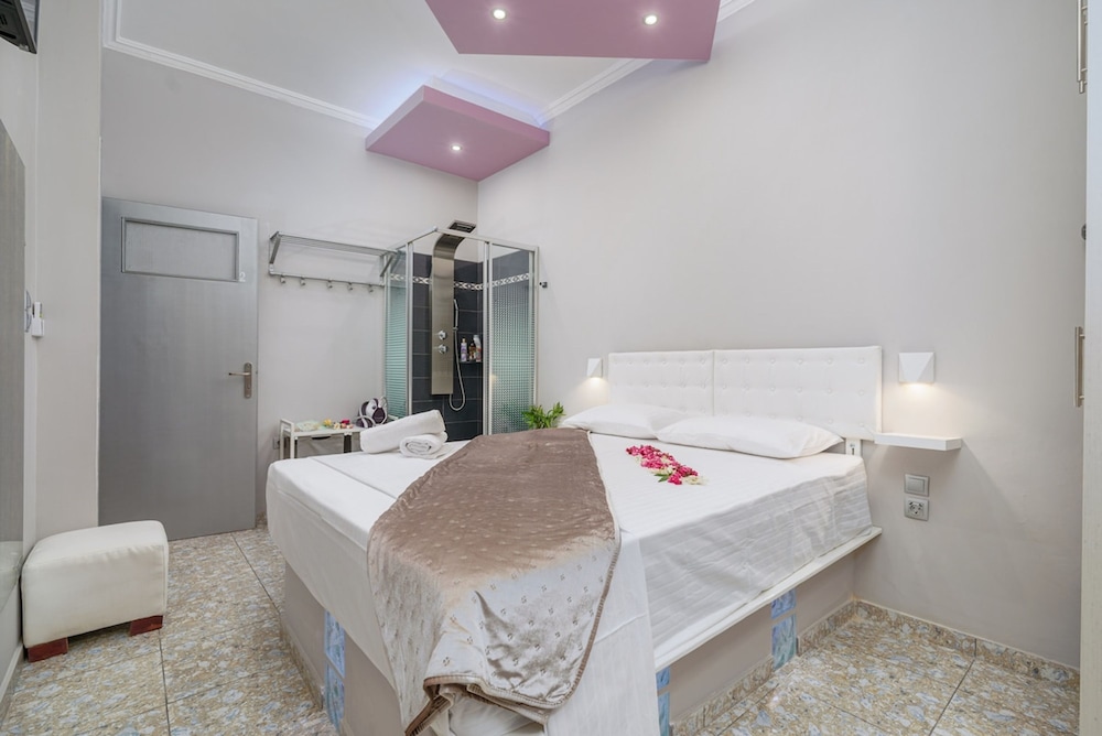 Gazi Suite With Private Rooftop