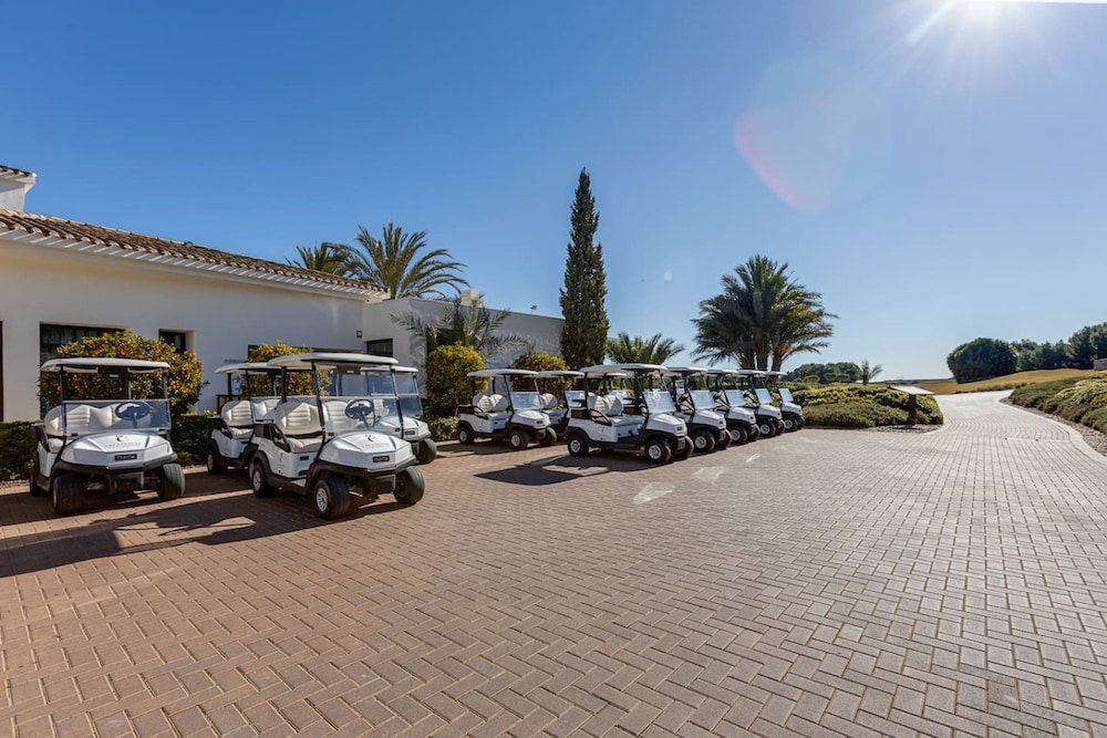 Kumquat Penthouse With Jacuzzi Rooftop Golf Las Colinas