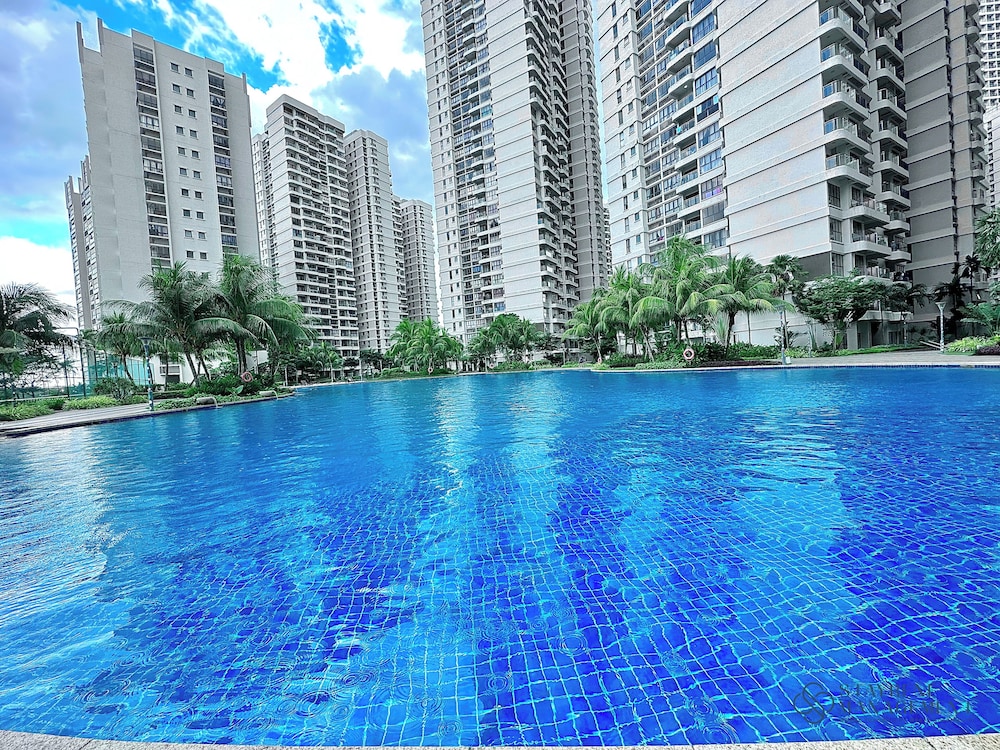 Country Garden Danga Bay Sea View Homestay by Stayrene