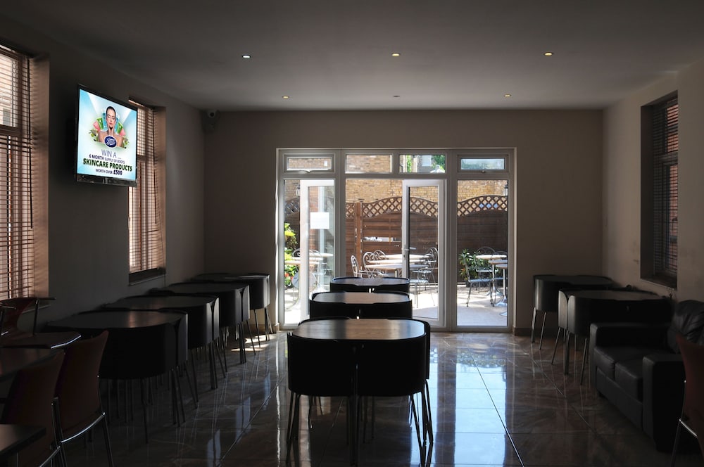 Abercorn House - Hostel