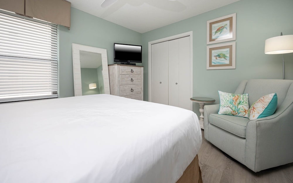Phoenix East 2 2091 3 Bedroom Condo