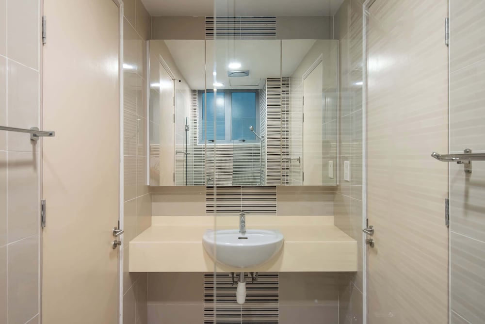3BR Somerset Apt 2 TVs With Harbour View, Legoland