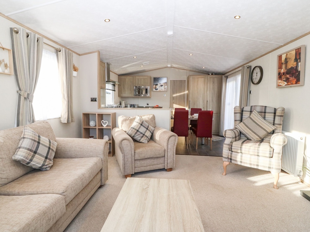 Snape Lodge