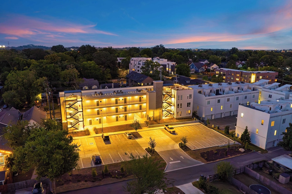 Stylish Studio Near Broadway & East Nashville Restaurants Lischey Loft by Avantstay