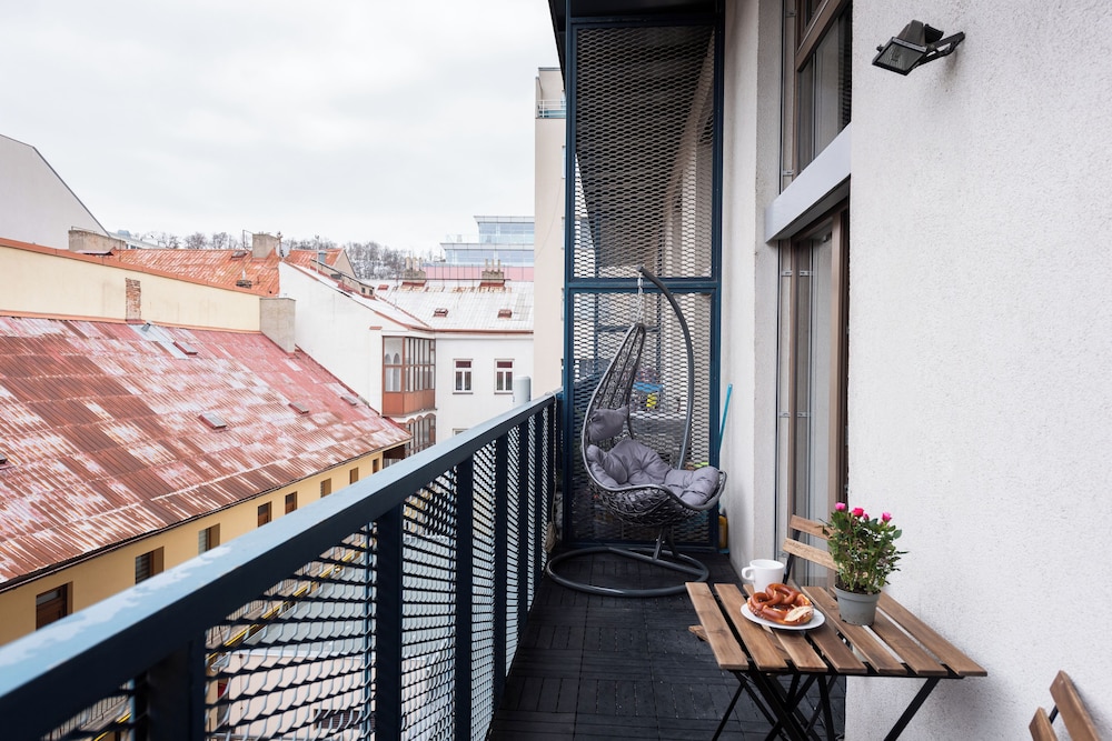 Apartments with balcony near center