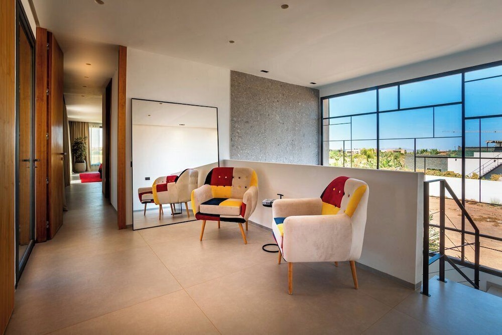 Villa Blanchette Marrakech – Villa Élégante avec Piscine Chauffée et Spa Privatif