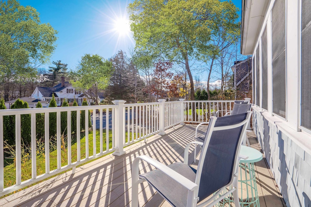 Ogunquit Village 4BR Walk to Beach, Dining & Town Center