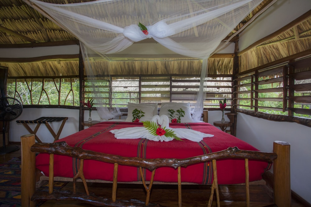 Cotton Tree Lodge