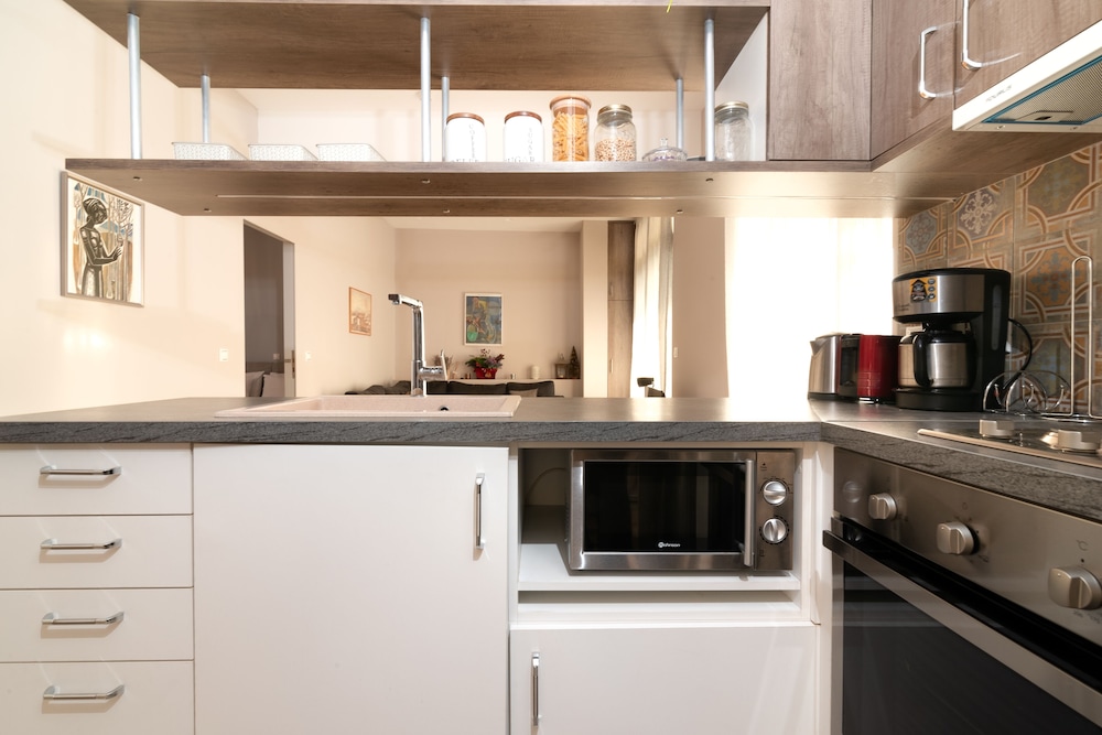 Acropolis Suites