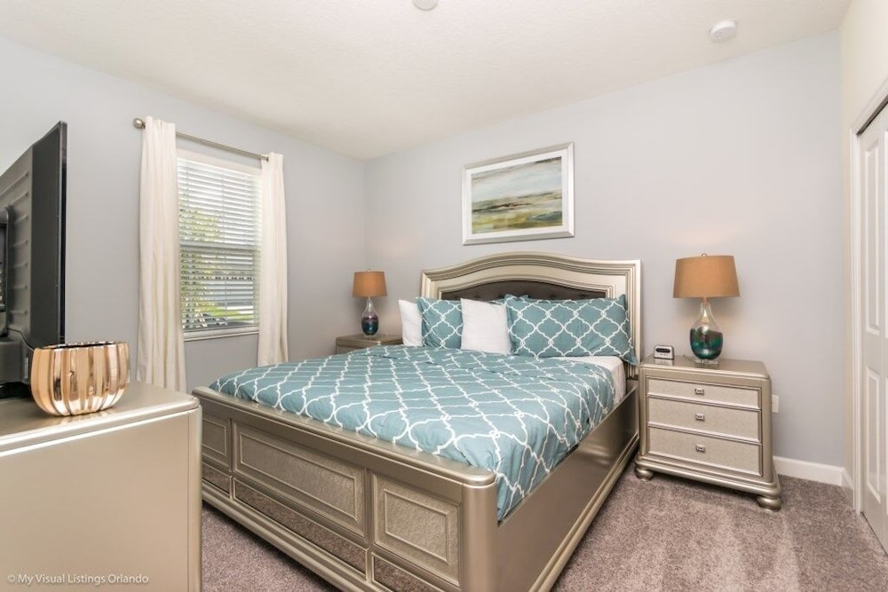 1580pd Amazing Champions Gate 8 Bedroom 5 Bed 8 Villa by Redawning - Image 2