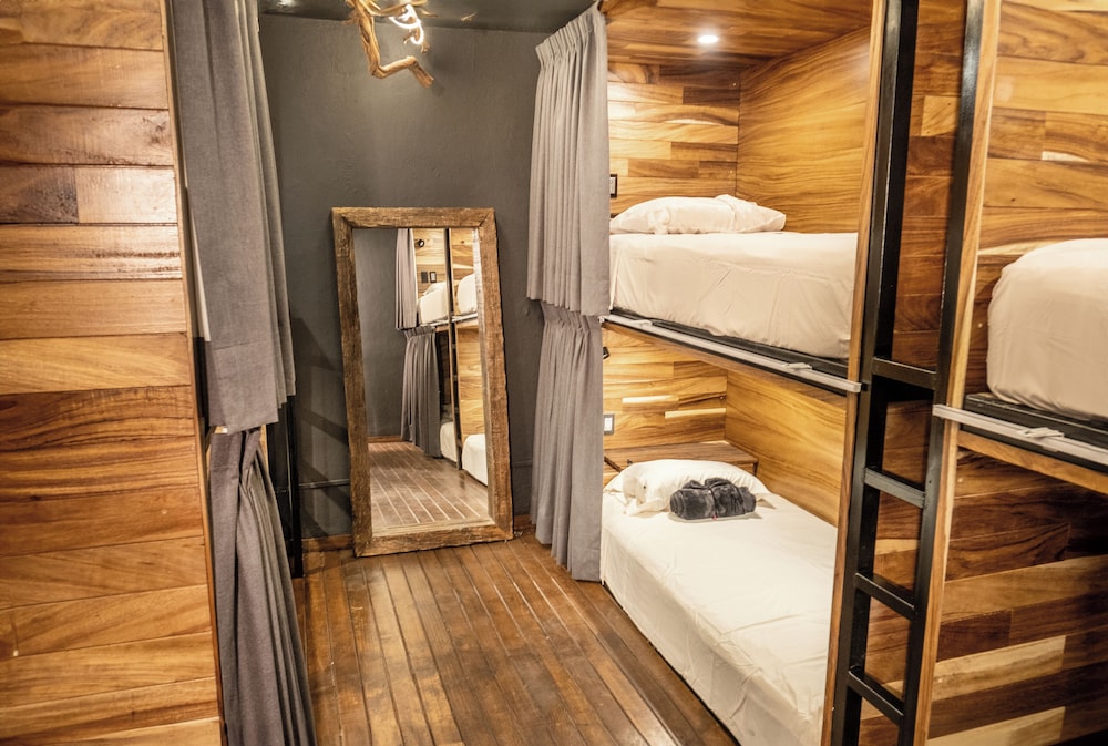 Homestal California Hostal Tlaquepaque