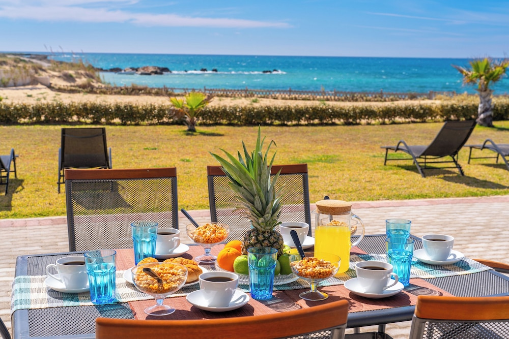 Sandoa Residence