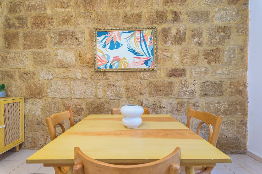 Galleria 1-Bedroom Apartment in Batroun