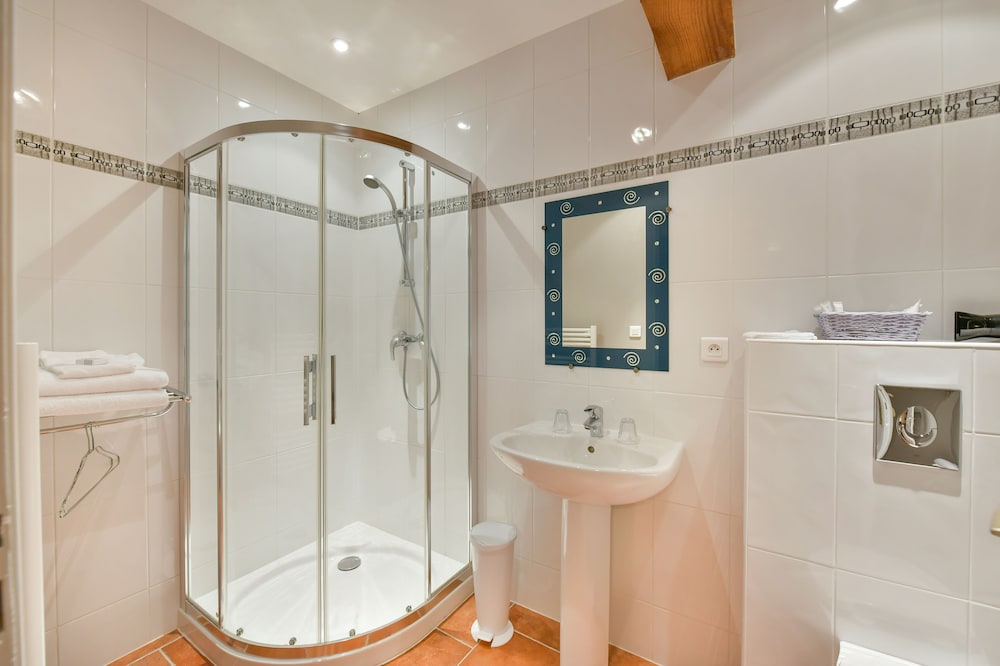 Le clos champagnac at Hotel Golf Chateau de Chailly