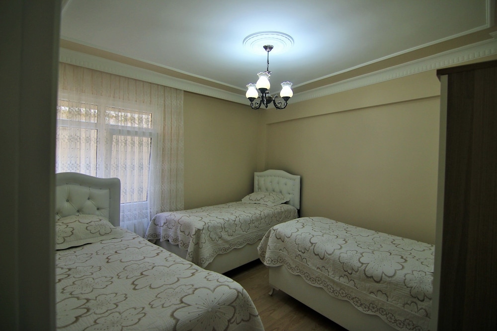 Yılmaz Apart