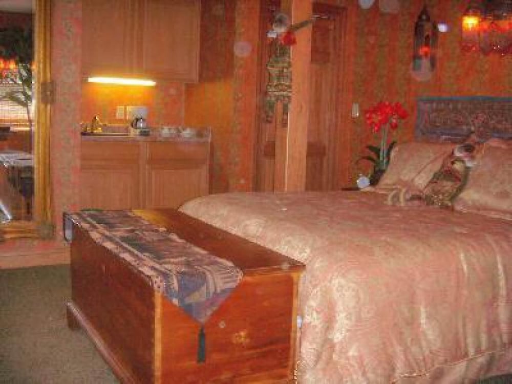 Innisfree Boutique Inn By-The-Lake