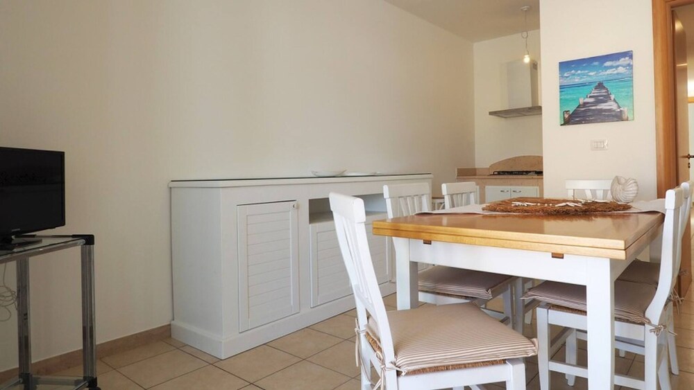 Villa del Mare 2 Three Bedrooms 700 Metres From the Beach