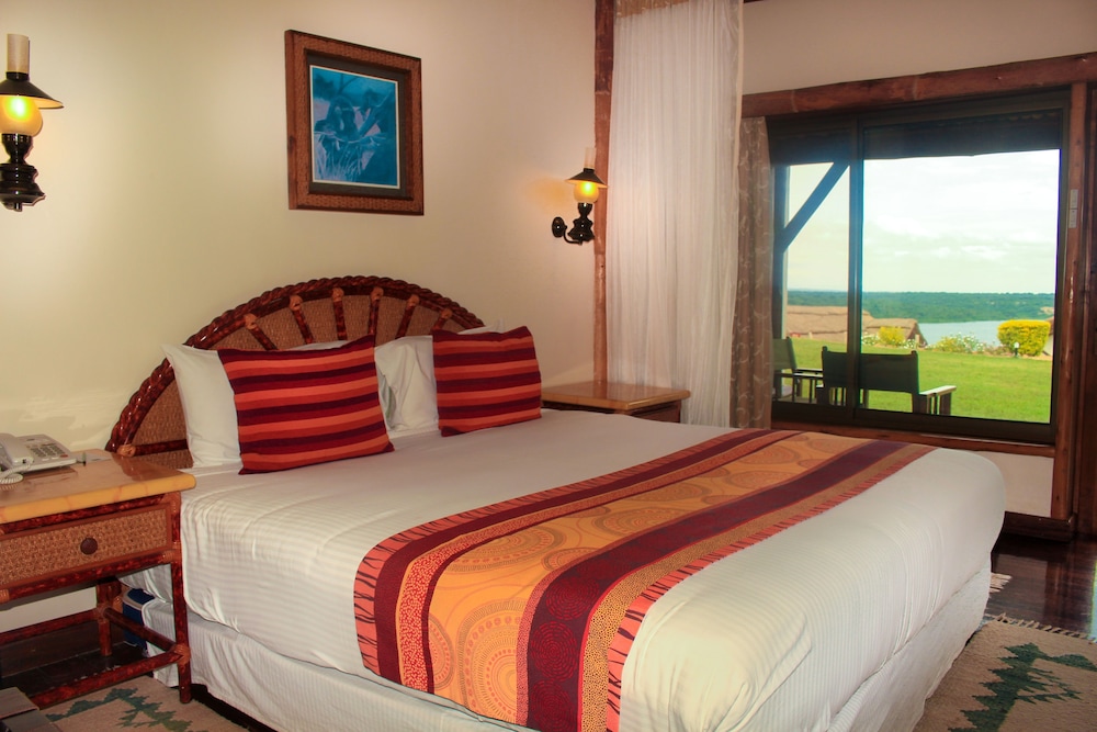 Mweya Safari Lodge